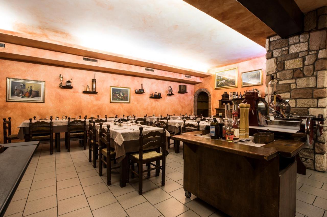 Albergo Ristorante Brera Inveruno Экстерьер фото